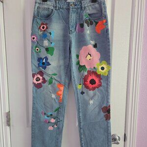 Size Medium painted mom jeans